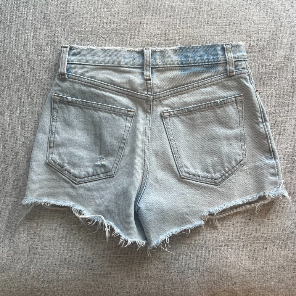 A&F | Annie High-Rise Shorts | Light Wash | Size 24 (00) - Picture 2 of 5